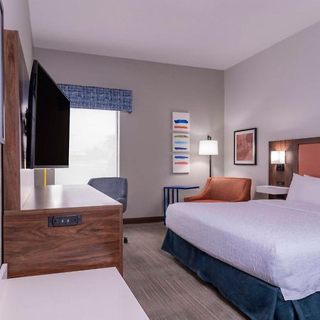 Hampton Inn & Suites St. Louis-Chesterfield Exterior photo