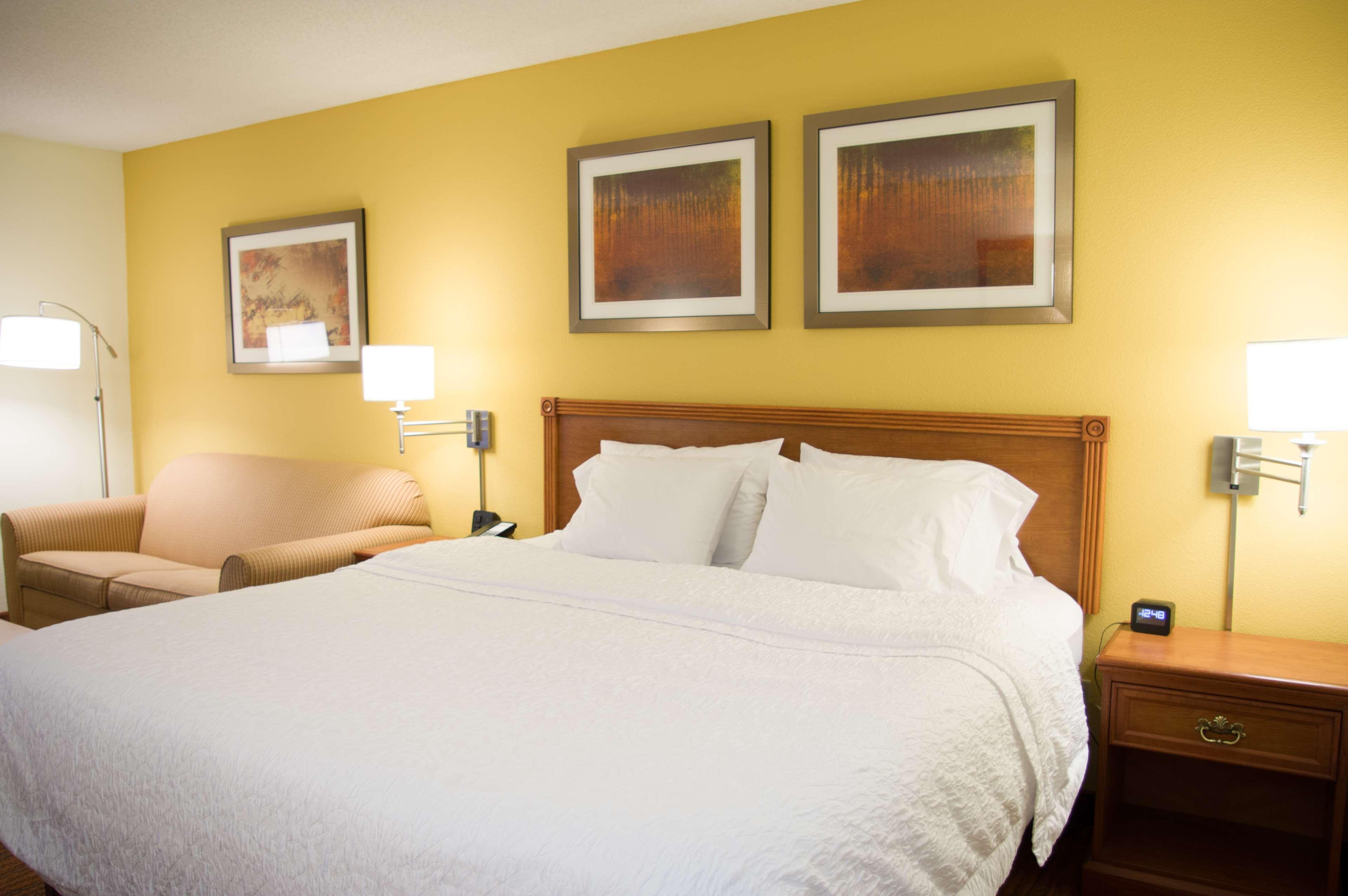 Hampton Inn & Suites St. Louis-Chesterfield Exterior photo