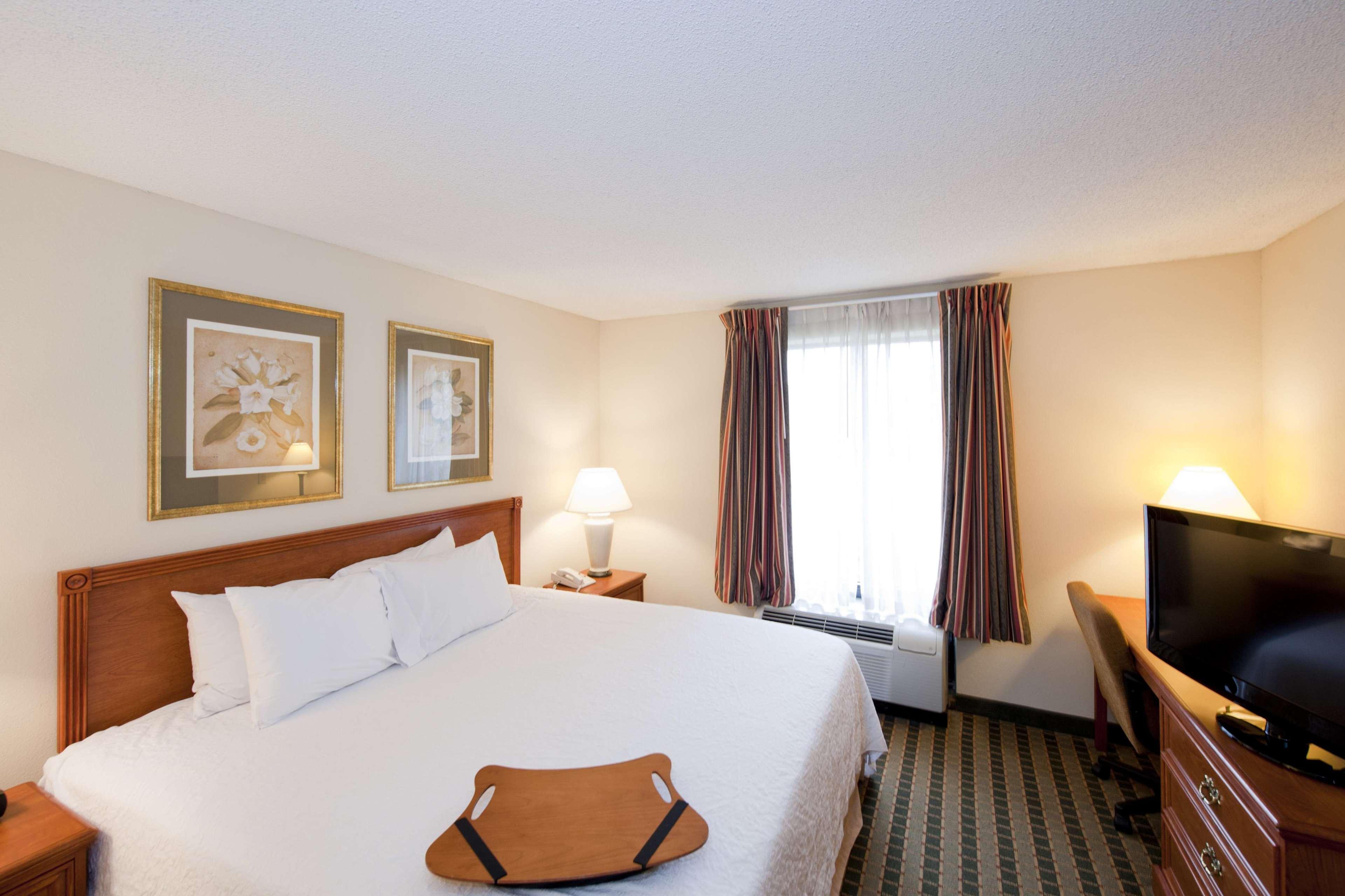 Hampton Inn & Suites St. Louis-Chesterfield Exterior photo