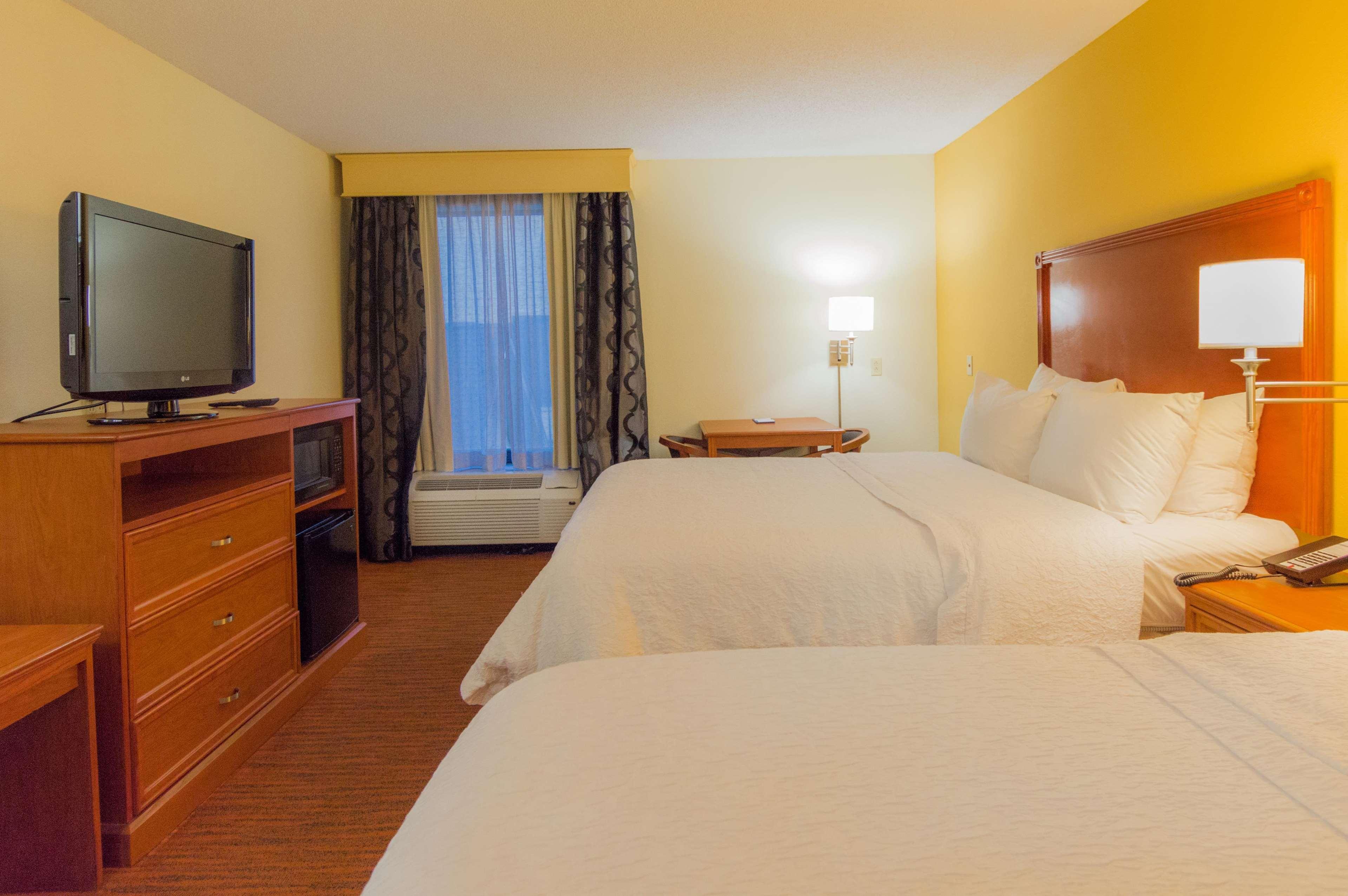 Hampton Inn & Suites St. Louis-Chesterfield Exterior photo