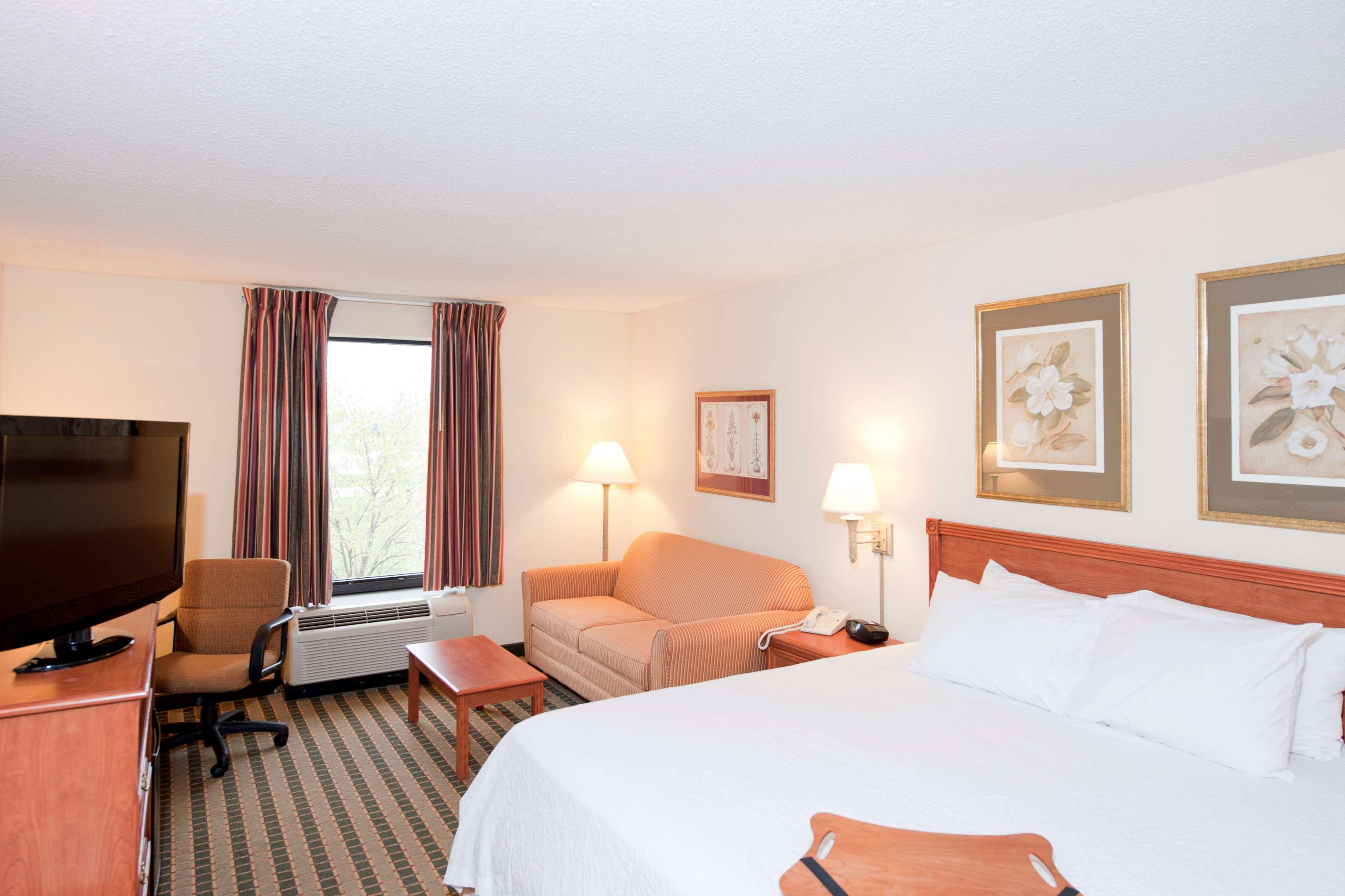 Hampton Inn & Suites St. Louis-Chesterfield Exterior photo
