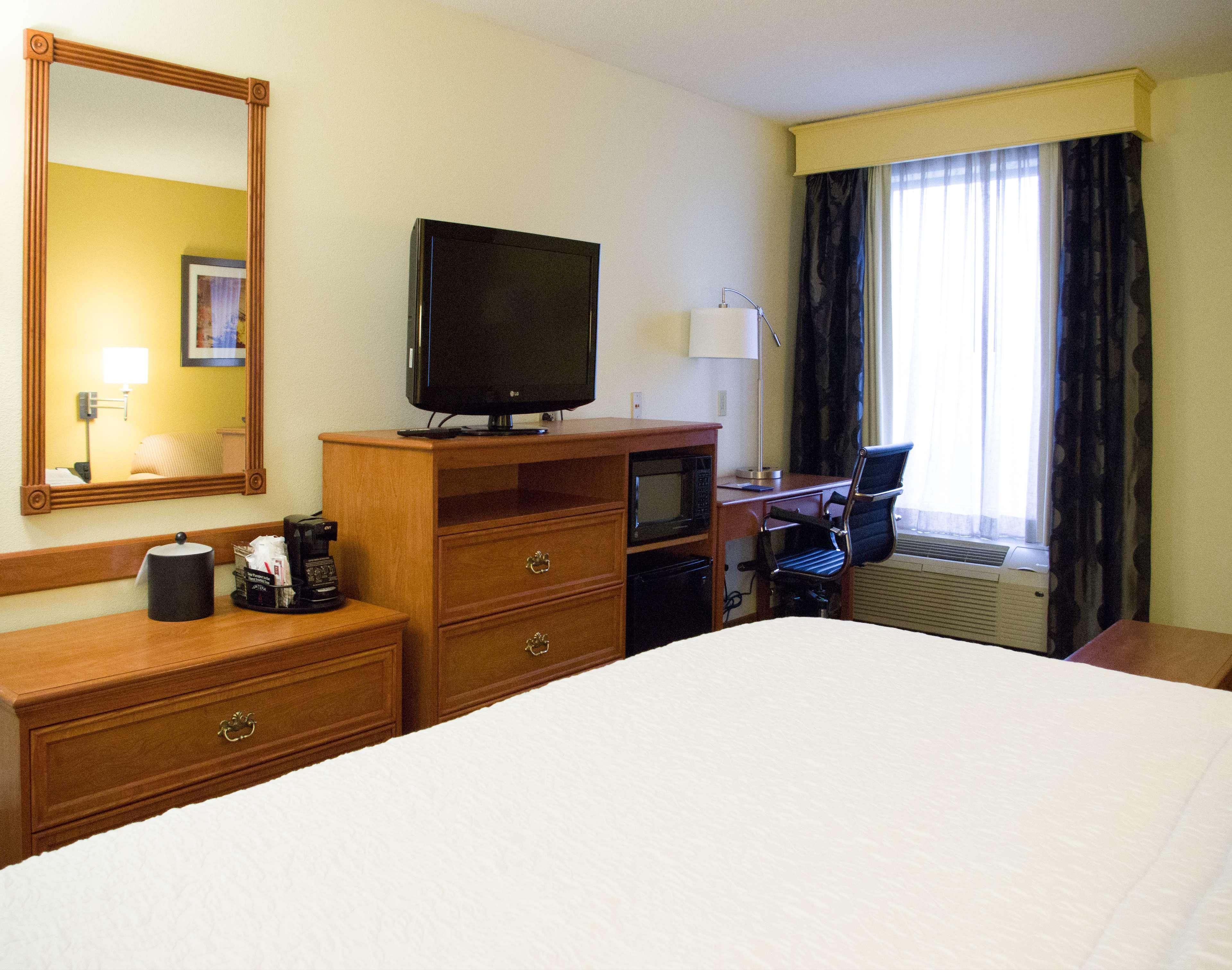 Hampton Inn & Suites St. Louis-Chesterfield Exterior photo