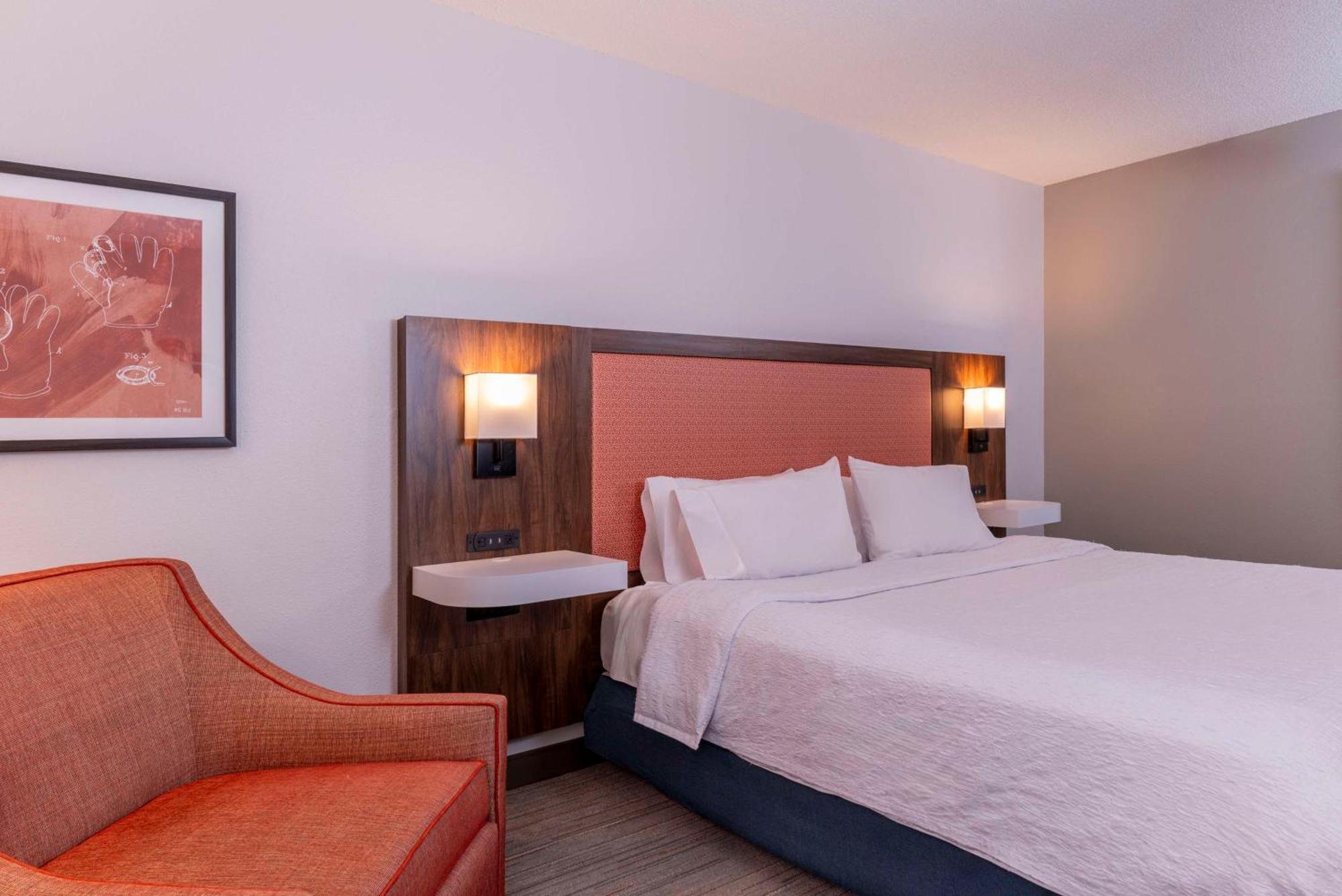 Hampton Inn & Suites St. Louis-Chesterfield Exterior photo